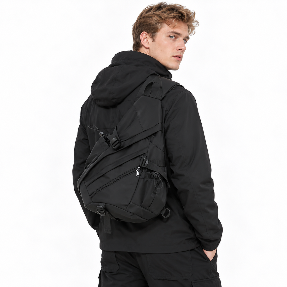 Taktisk Crossbody Brystveske for Herre – Stor Outdoor Sling Bag til Tur og Sport