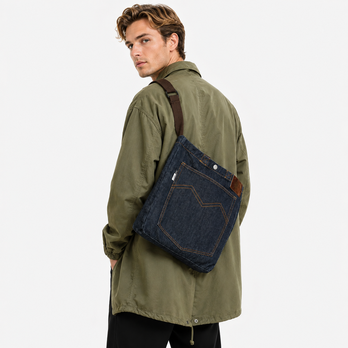 Retro Crossbody Veske i 14 oz Denim – Brodert Tote Bag med Håndtak