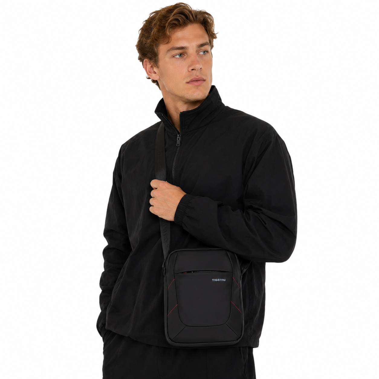 Crossbody Veske til Herre – Vannavvisende Messenger Bag med Plass til Mini iPad