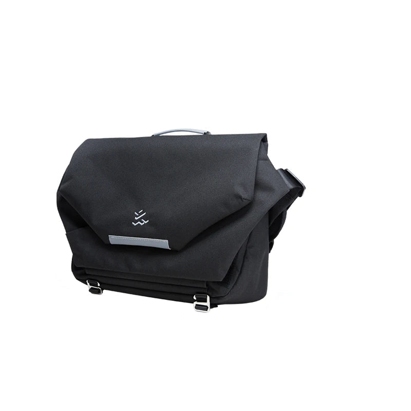 Stor Messenger Bag til Herre – Vanntett Laptopveske med Reflekterende Design