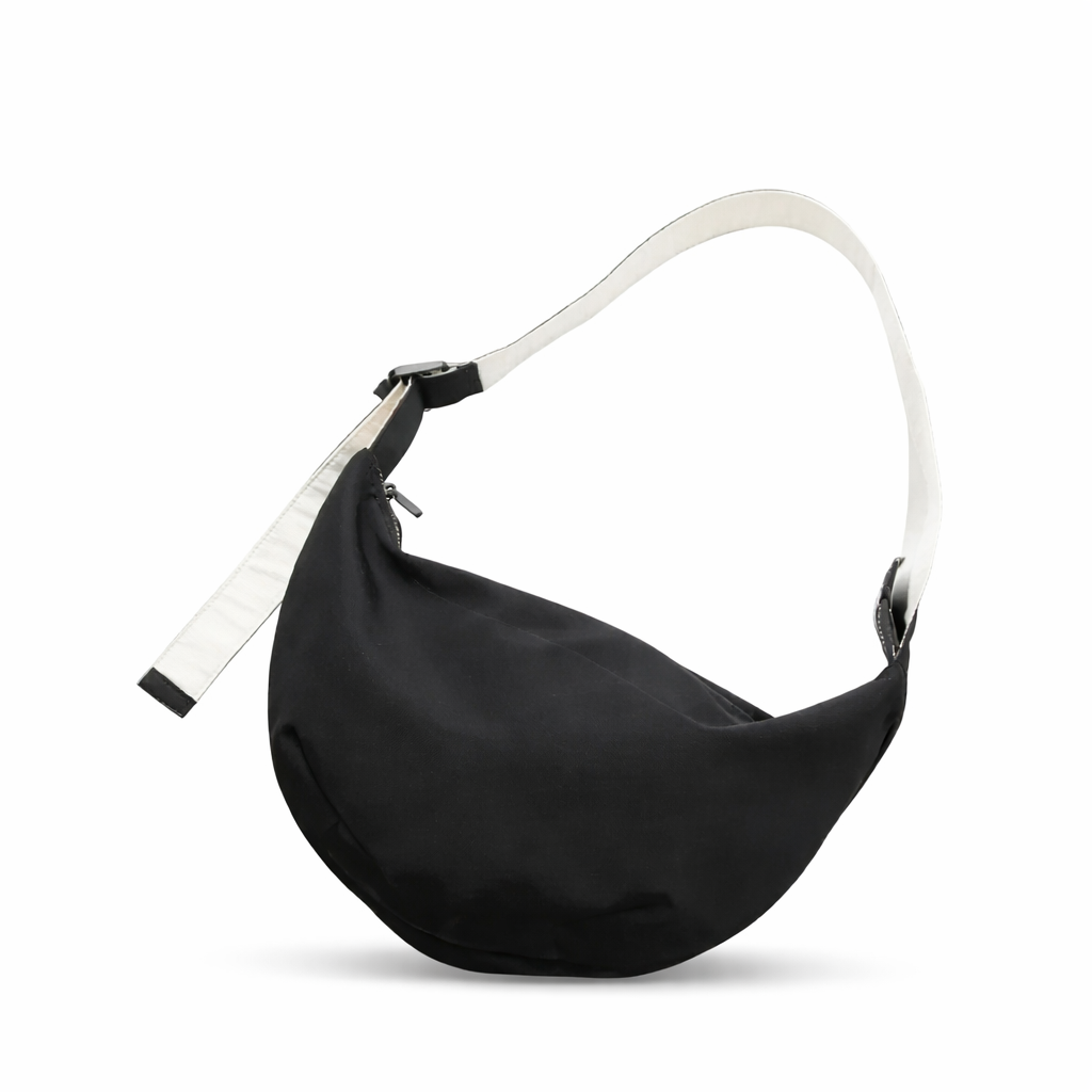 Halvmåne Crossbody Veske for Menn – Vanntett Skulderveske med Stor Kapasitet