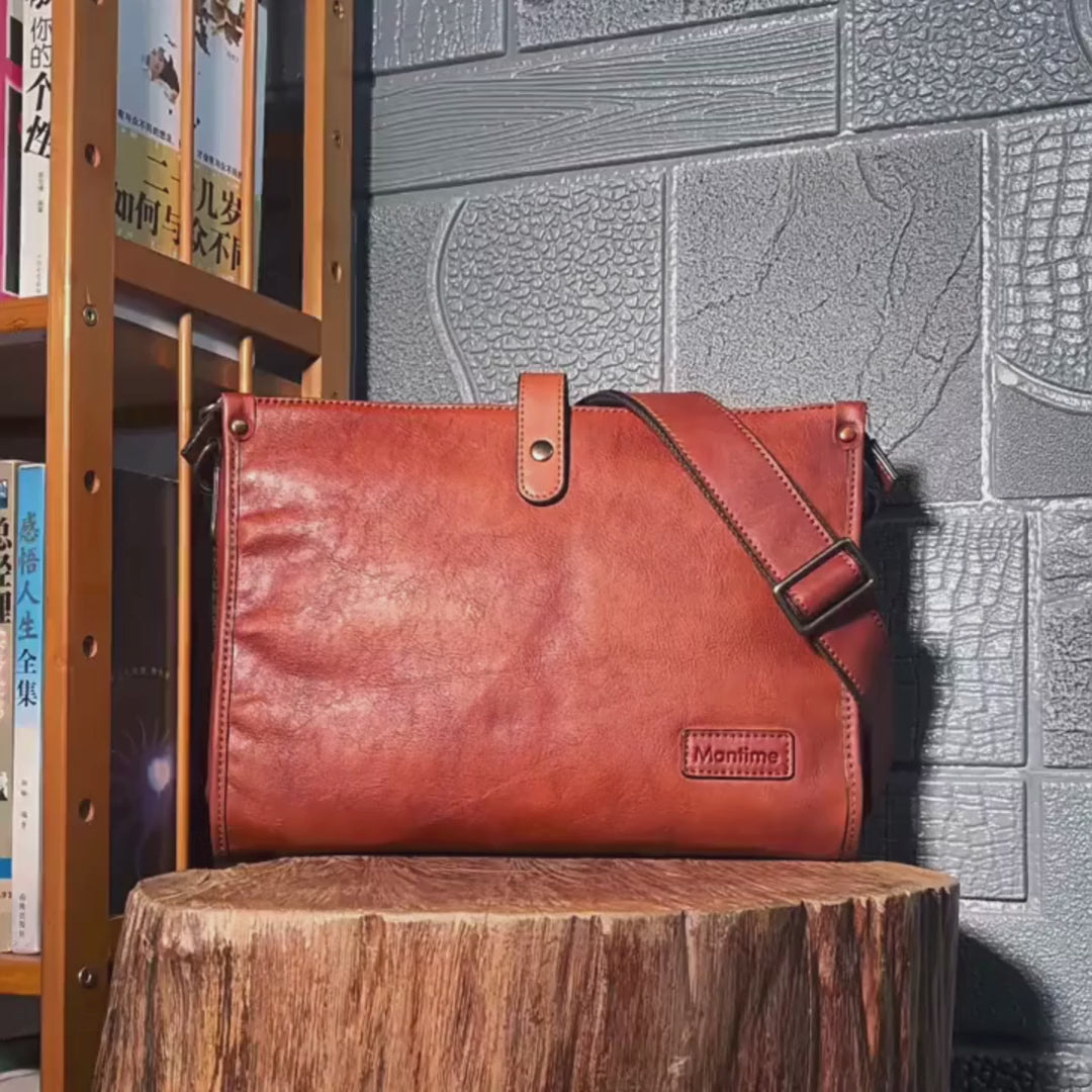 Horisontal Skulderveske i Ekte Skinn – Elegant Messenger Bag for Jobb og Hverdag